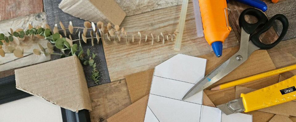tutoriel coin carton tableau artiste